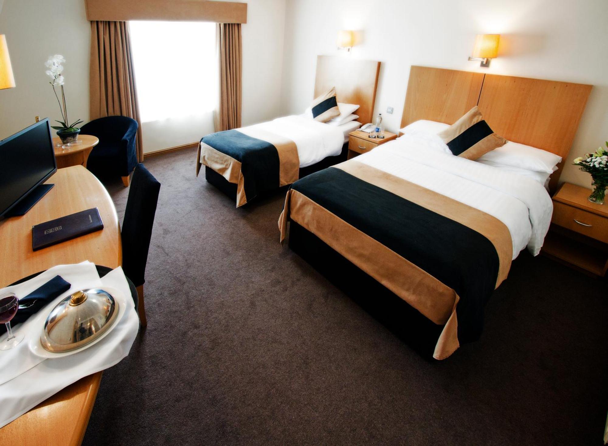 La Mon Hotel & Country Club Castlereagh Luaran gambar